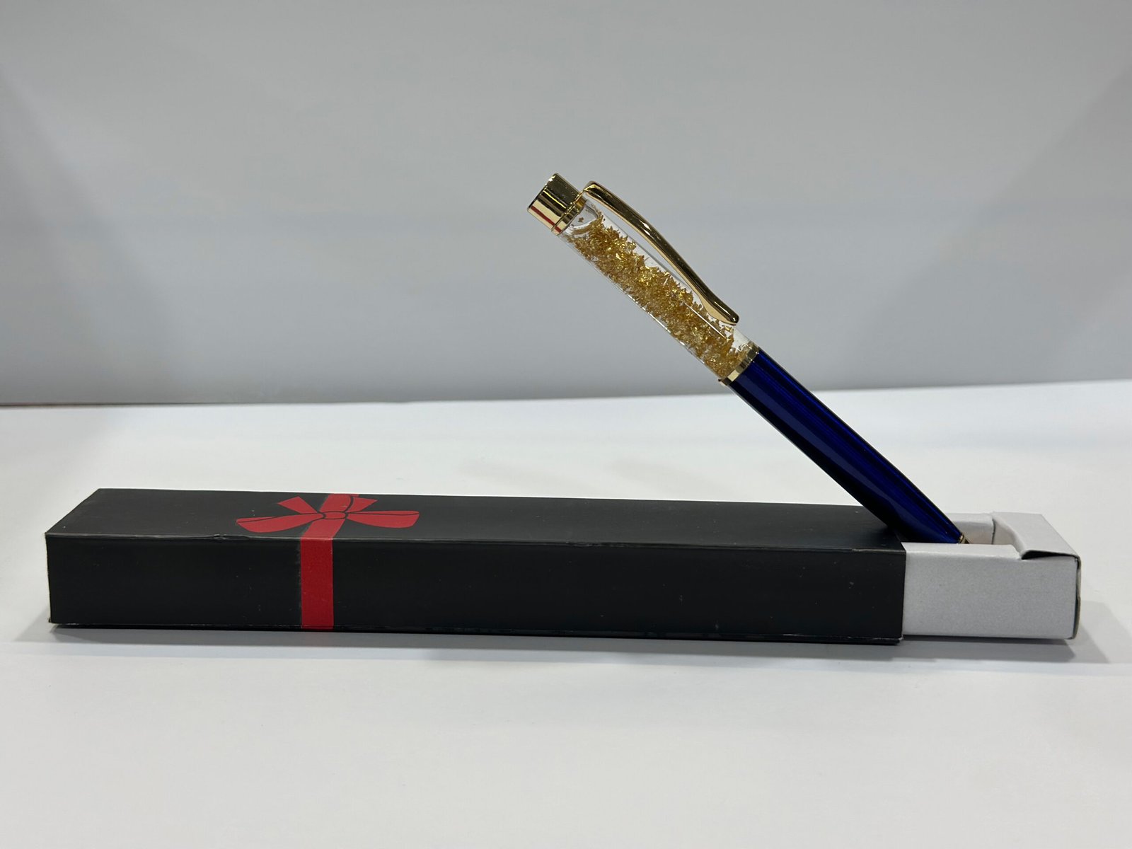 Personalized Golden Glitter Pen - Image 2